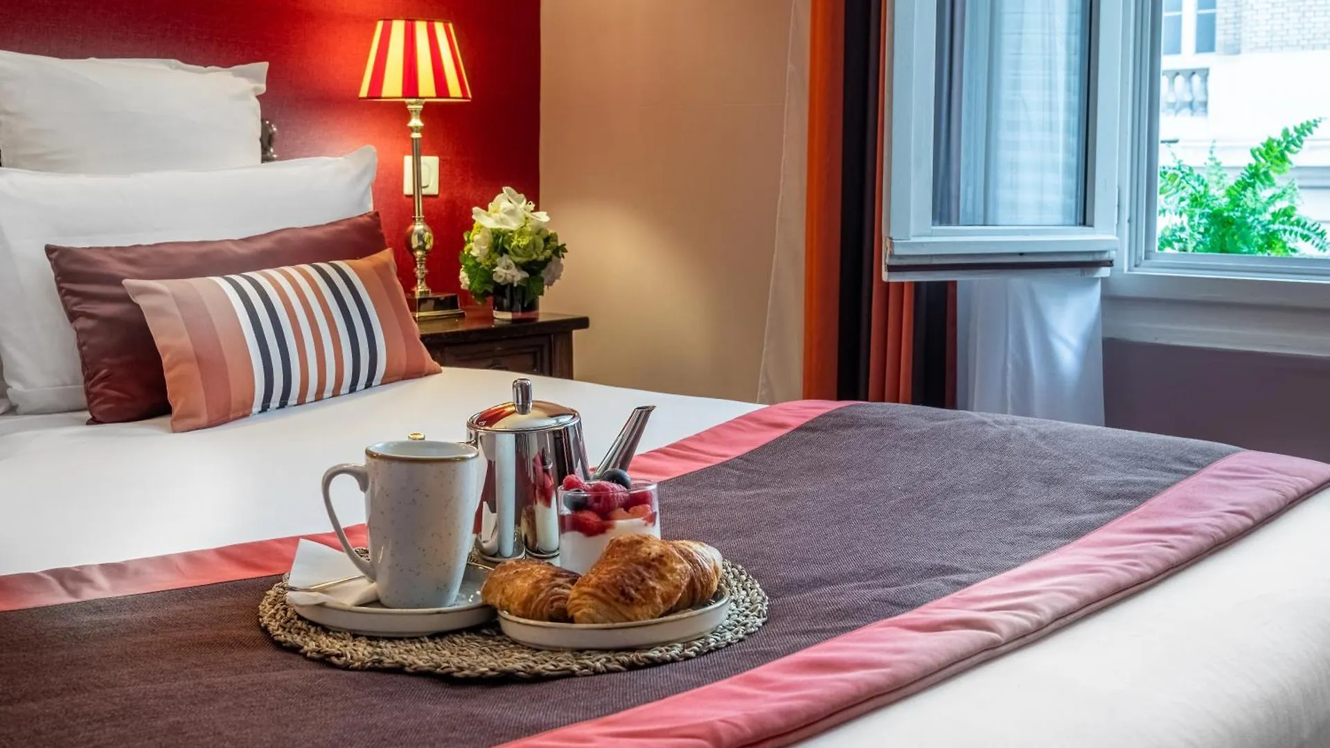 Trianon Rive Gauche Hotel