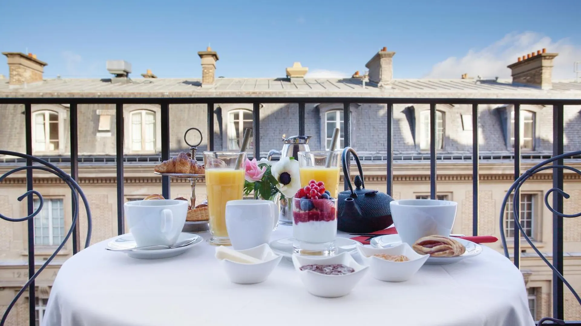 Hotel Trianon Rive Gauche 4*