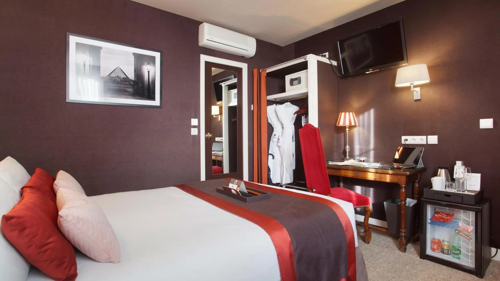 Otel Trianon Rive Gauche 4*